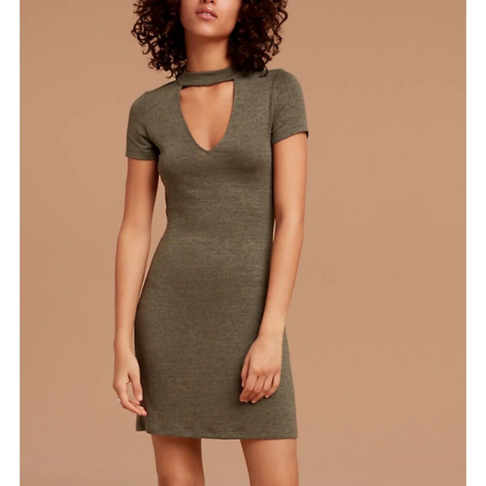 Aritzia Wilfred Free Green Short Sleeve Choker Neck Jersey Dondoe Dress Sz S